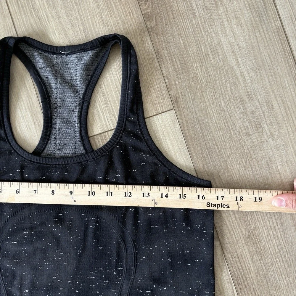 Lululemon Swiftly Tech Black Speckled Racerback Tank Top Shirt Size 8 Yoga‎ Gym